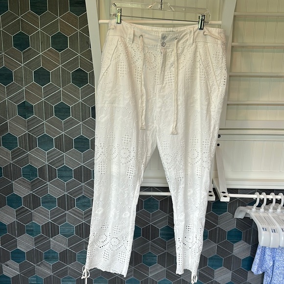 White Cropped Lace Pants with Eyelet Design - Picture 2 of 8